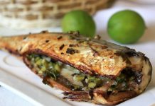 Cavala recheada e assada