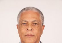 José Gonçalves na 41 ª conferência Mundial do Turismo Ministro de Economia