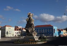 Governo promete “colaboração estreita” com câmara e sociedade para dinamizar turismo