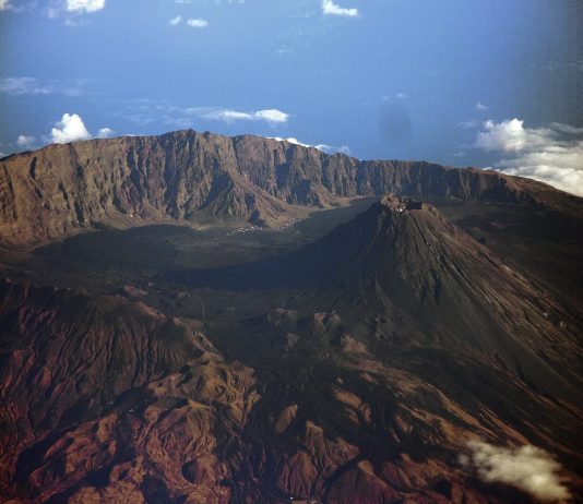 A Ilha do Fogo alternativa as ilhas de sol e praia A Ilha do Fogo alternativa as ilhas de sol e praia