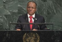 “O desafio do país é atingir o desenvolvimento e a renda alta”