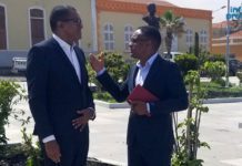 Fogo: Aldeia turística e remodelação do aeródromo analisados no encontro entre presidente da câmara e ministro do Turismo