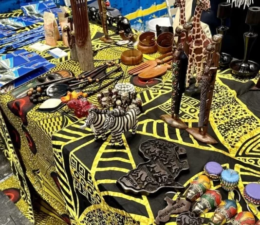 Cores e sabores de África Lusófona na Feira Internacional de Turismo de Paris