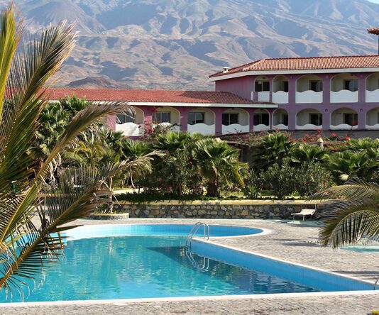 Porto Novo/São João: Reservas nas unidades de alojamento esgotadas a partir desta semana