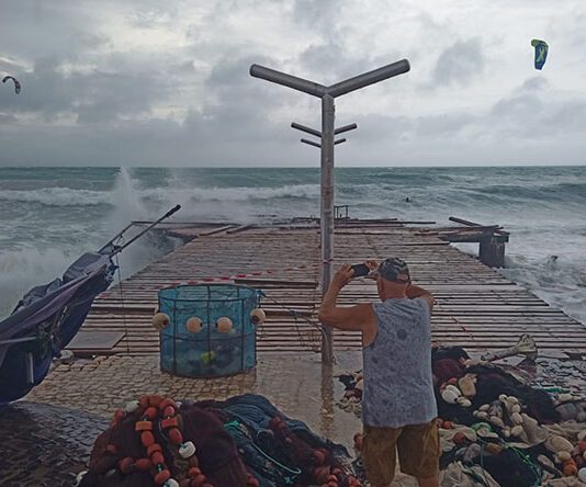 Ilha do Sal: Pontão de Santa Maria destruído parcialmente por fortes ondas