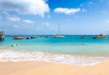 Cabo Verde bate recorde turístico com 981 mil de visitantes em 2024