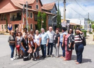 Comitiva de Cabo Verde visita Gravatá para ampliar parcerias comerciais e turísticas